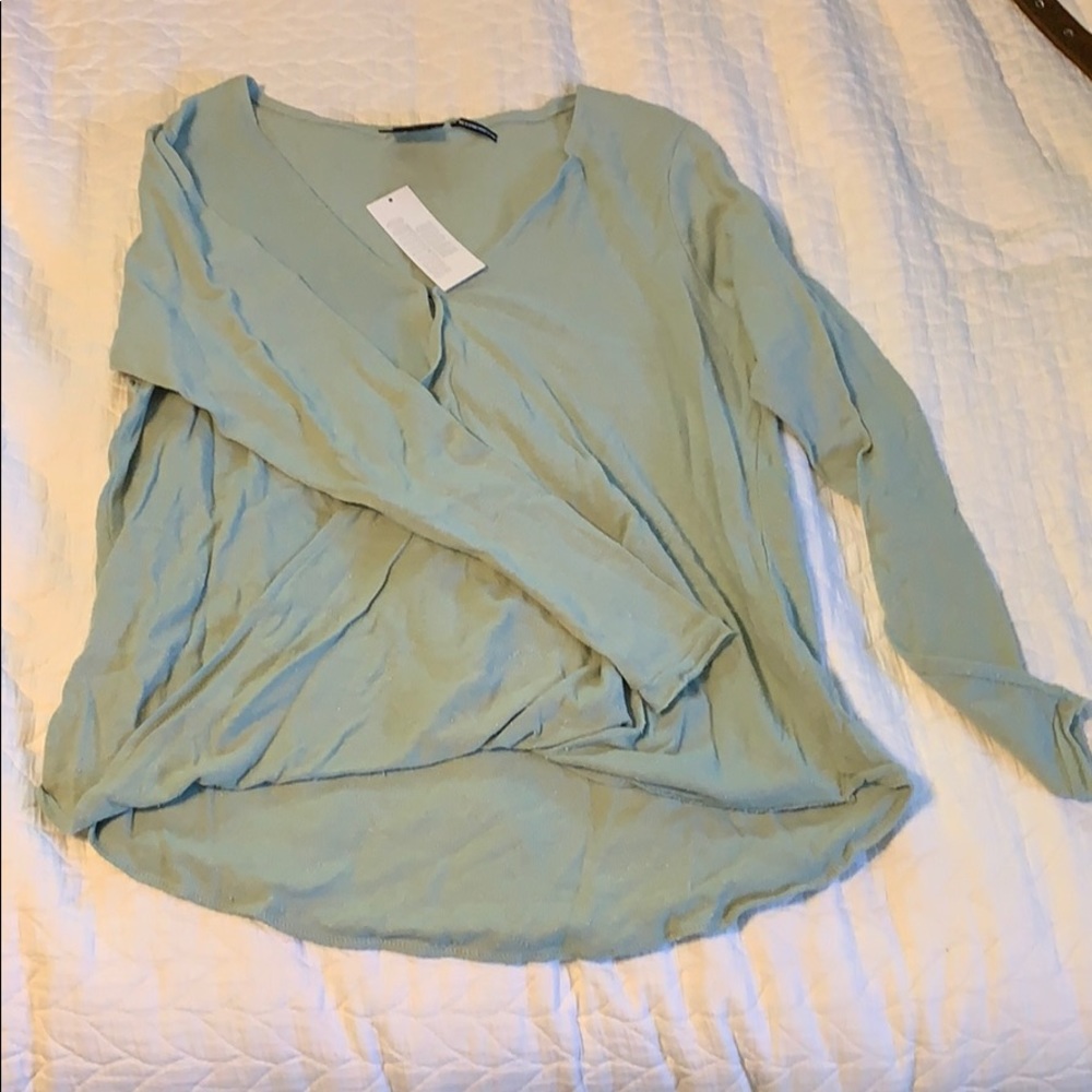 NWT mint Urban Outfitters long sleeve